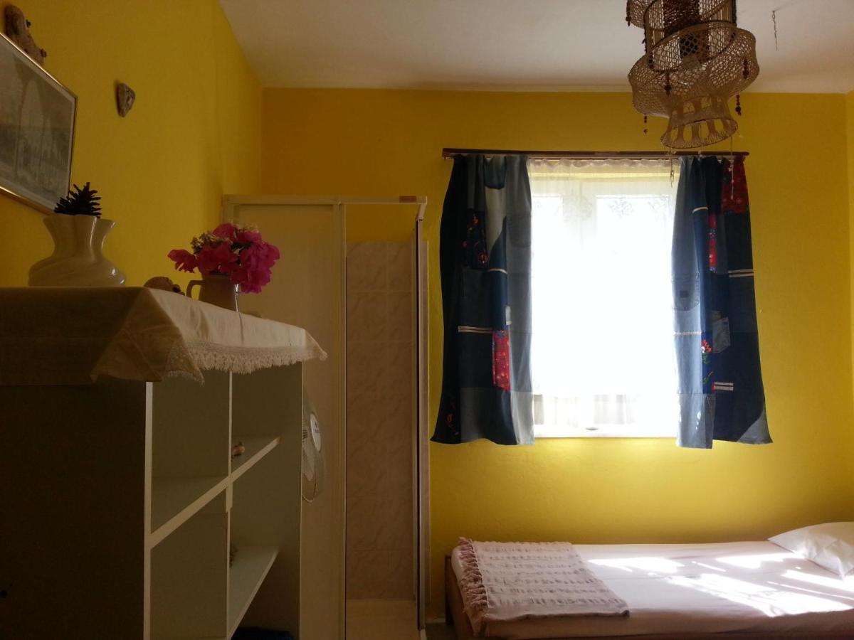 Ecer Pansiyon Kuşadası Dış mekan fotoğraf